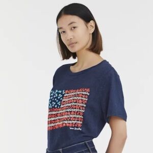 VERA BRADLEY Prairie Floral Patriotic Flag Graphic Print Crew Neck Tee